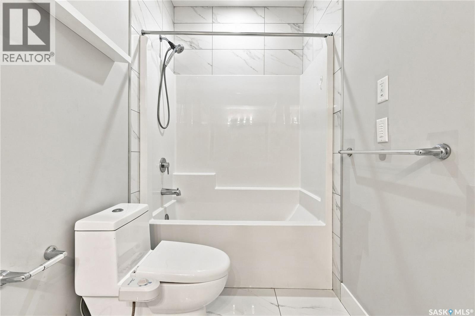 140 Spruce Creek ROAD - Image 39