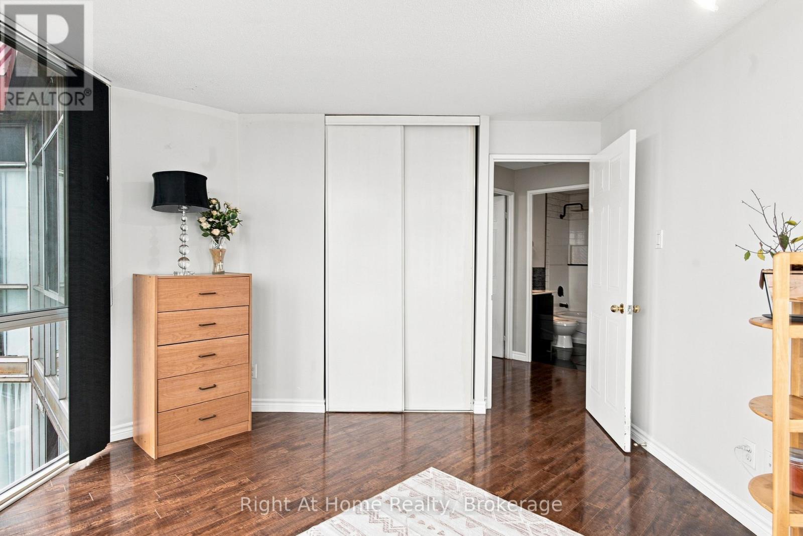 #1215 11753 SHEPPARD AVENUE E - 33