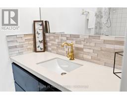 1215 - 11753 Sheppard Avenue E, Toronto, ON M1B5M3 Photo 39