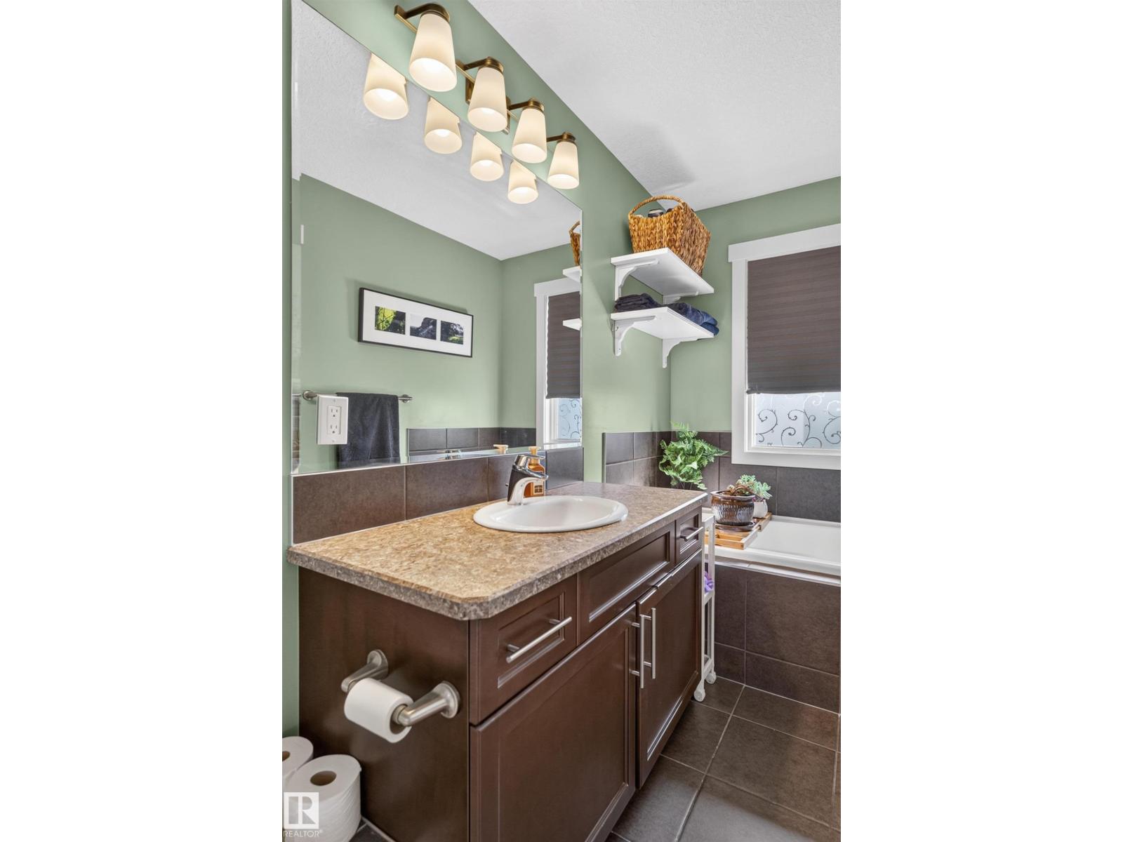 3763 ALEXANDER CR SW - Image 37