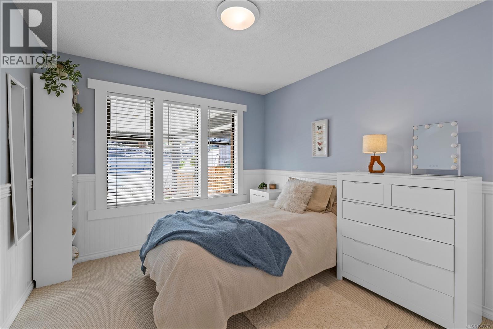 3557 Fairview Dr - Image 31