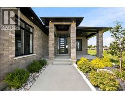 5pc Ensuite bath - 6927 Shoreside Drive, Plympton Wyoming, ON N0N1E0 Photo 6