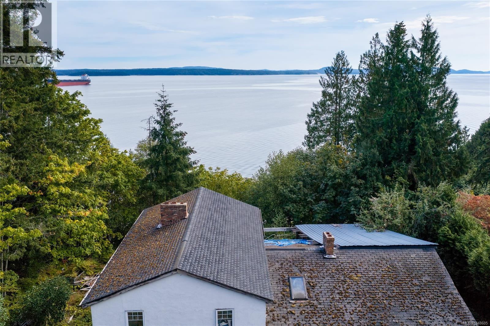10715 Rocky Beach Rd, Cowichan Bay - Image 1