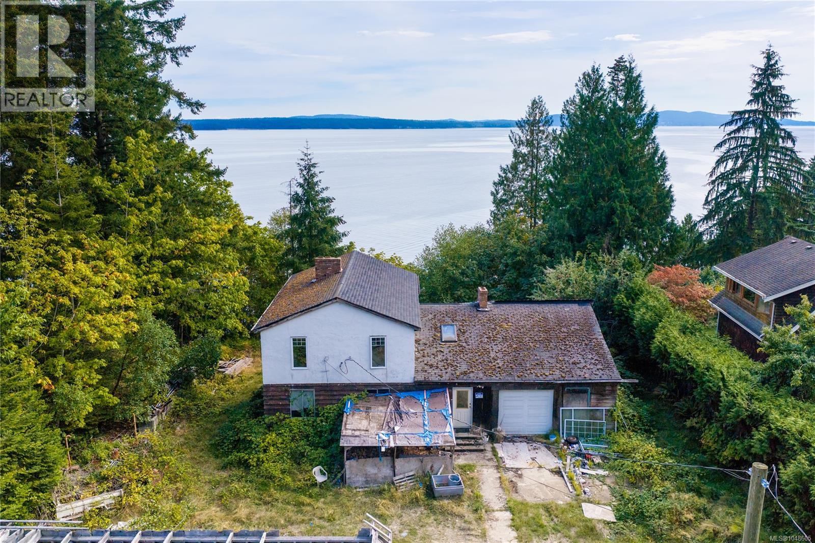 10715 Rocky Beach Rd, Cowichan Bay - Image 1