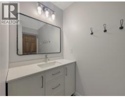 208 Schmidt Road, Clearwater, BC V0E1N2 Photo 21