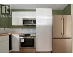 Family room - 208 Schmidt Road, Clearwater, BC V0E1N2 Photo 8