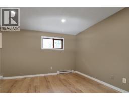 208 Schmidt Road, Clearwater, BC V0E1N2 Photo 23