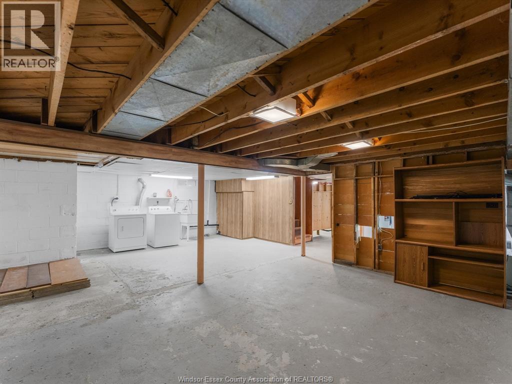 2567 WINDERMERE - Image 19
