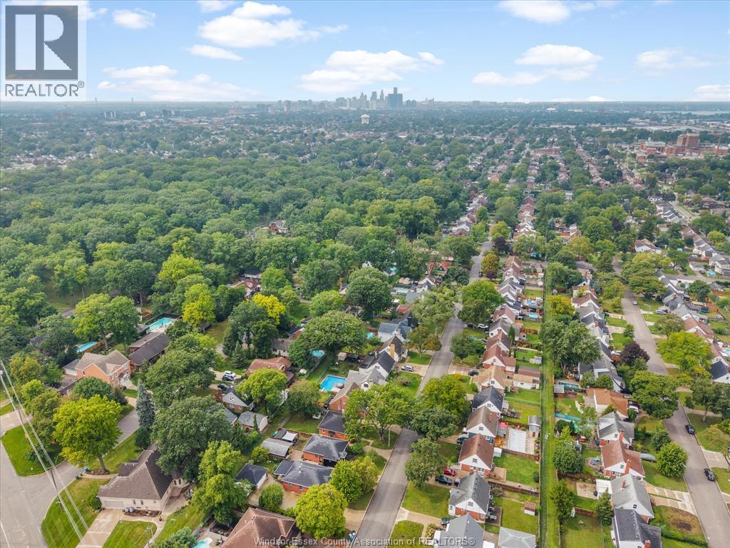 2567 WINDERMERE - 30