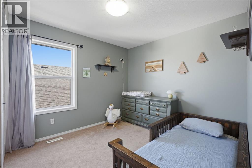 Listing photo – 64 Garden Road, Lacombe