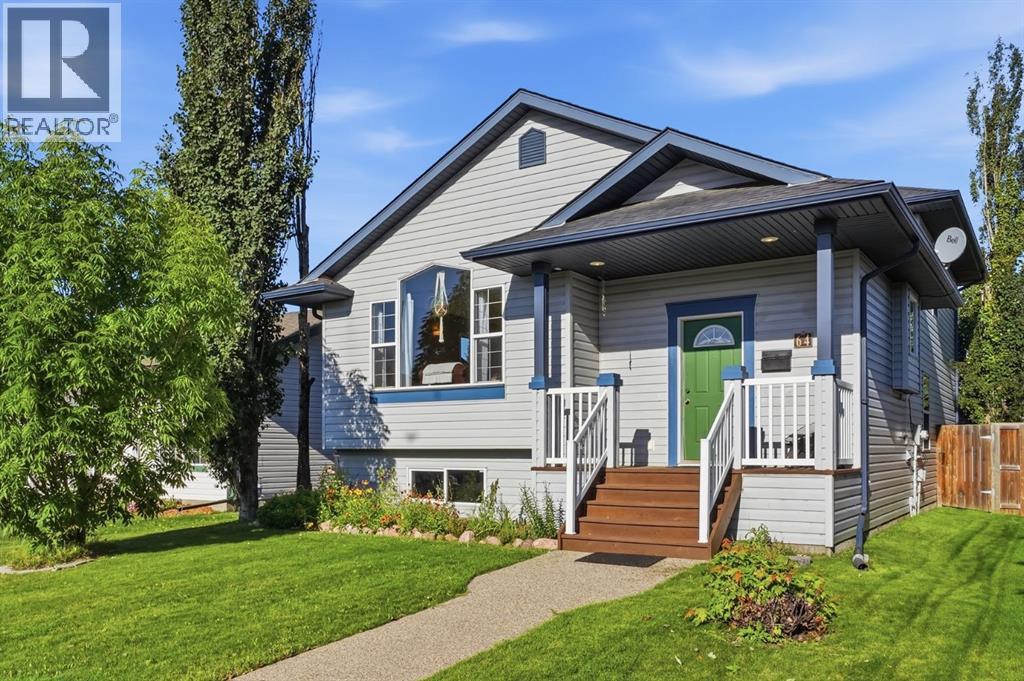 Listing photo – 64 Garden Road, Lacombe