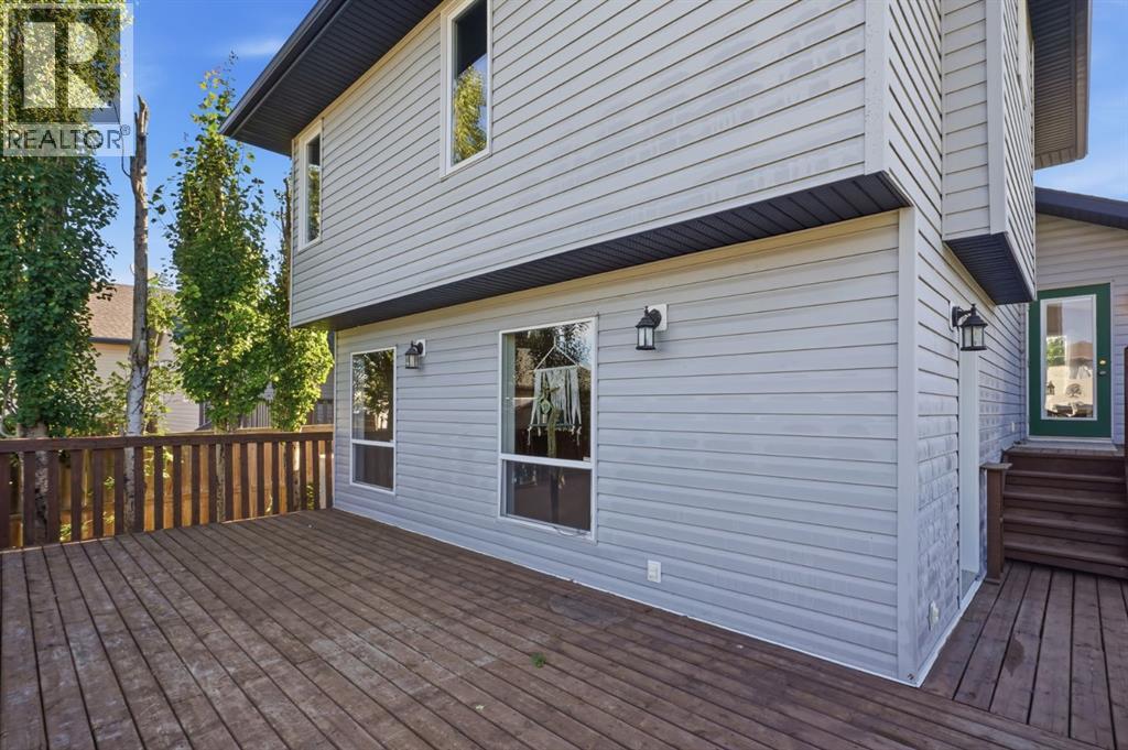 Listing photo – 64 Garden Road, Lacombe