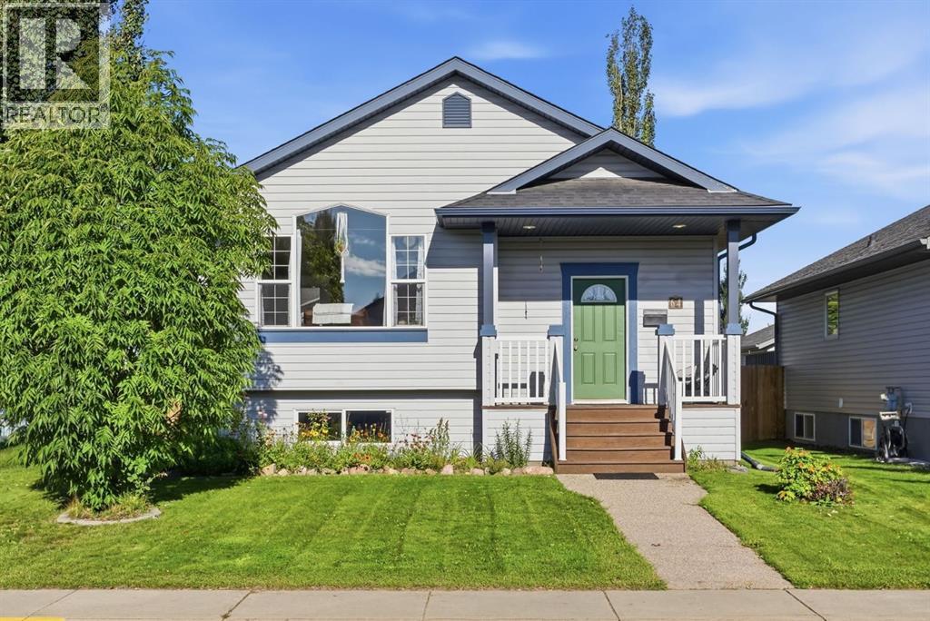 Listing photo – 64 Garden Road, Lacombe