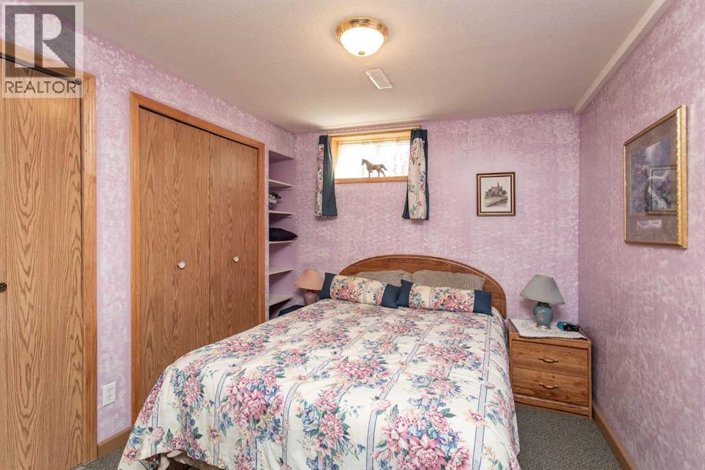 4520 55 Avenue - 17
