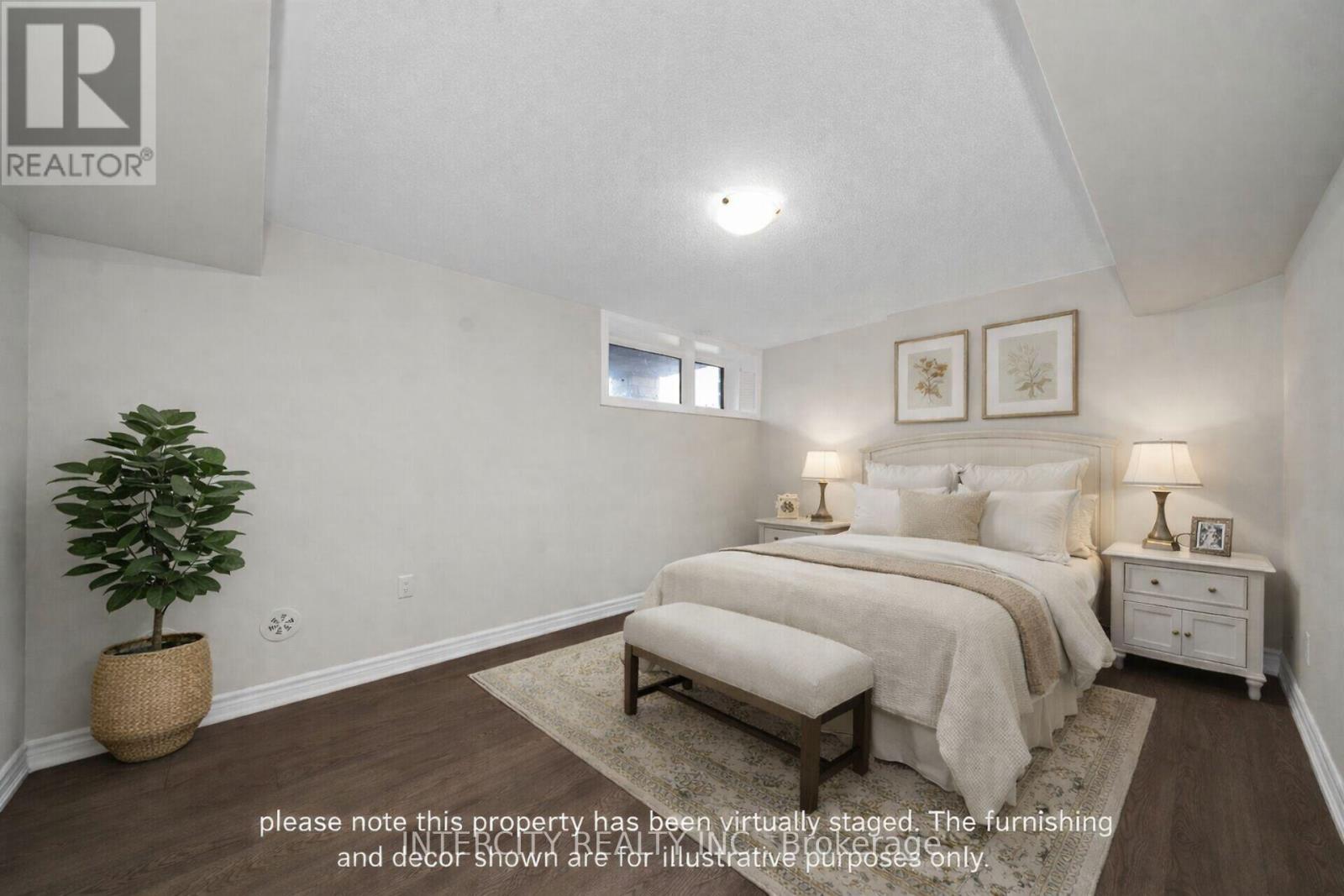#10F 513 TIM MANLEY AVENUE - 21