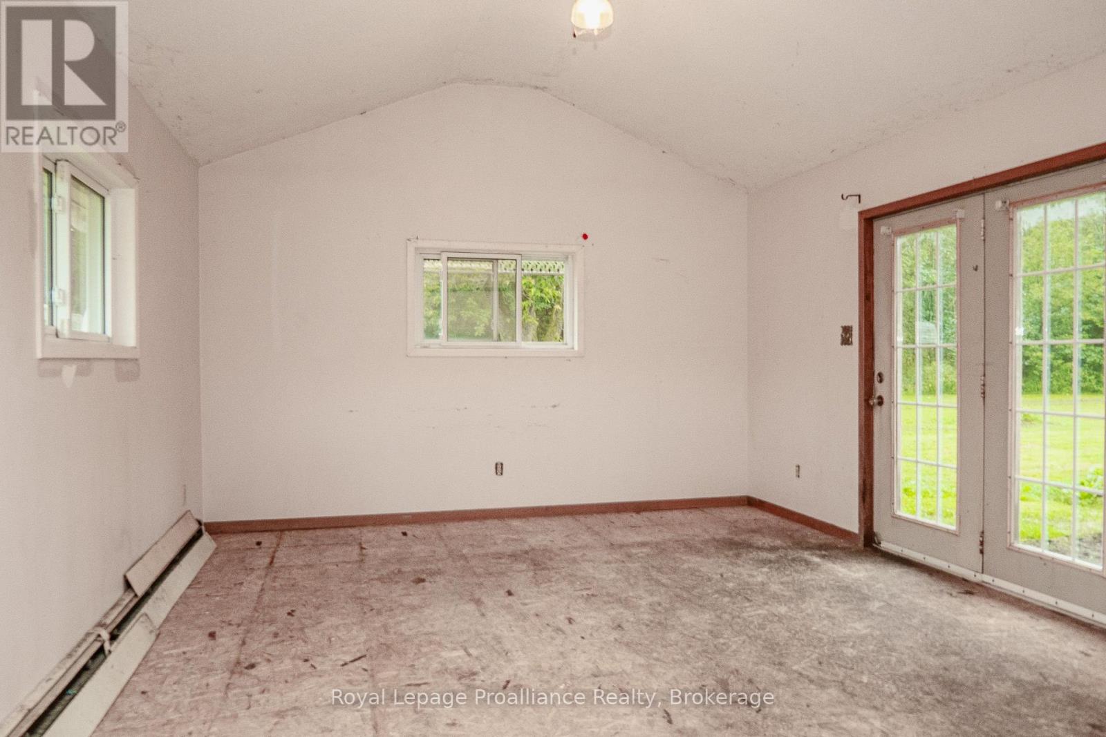 309 Gardenville Road, Prince Edward County, ON photo 32
