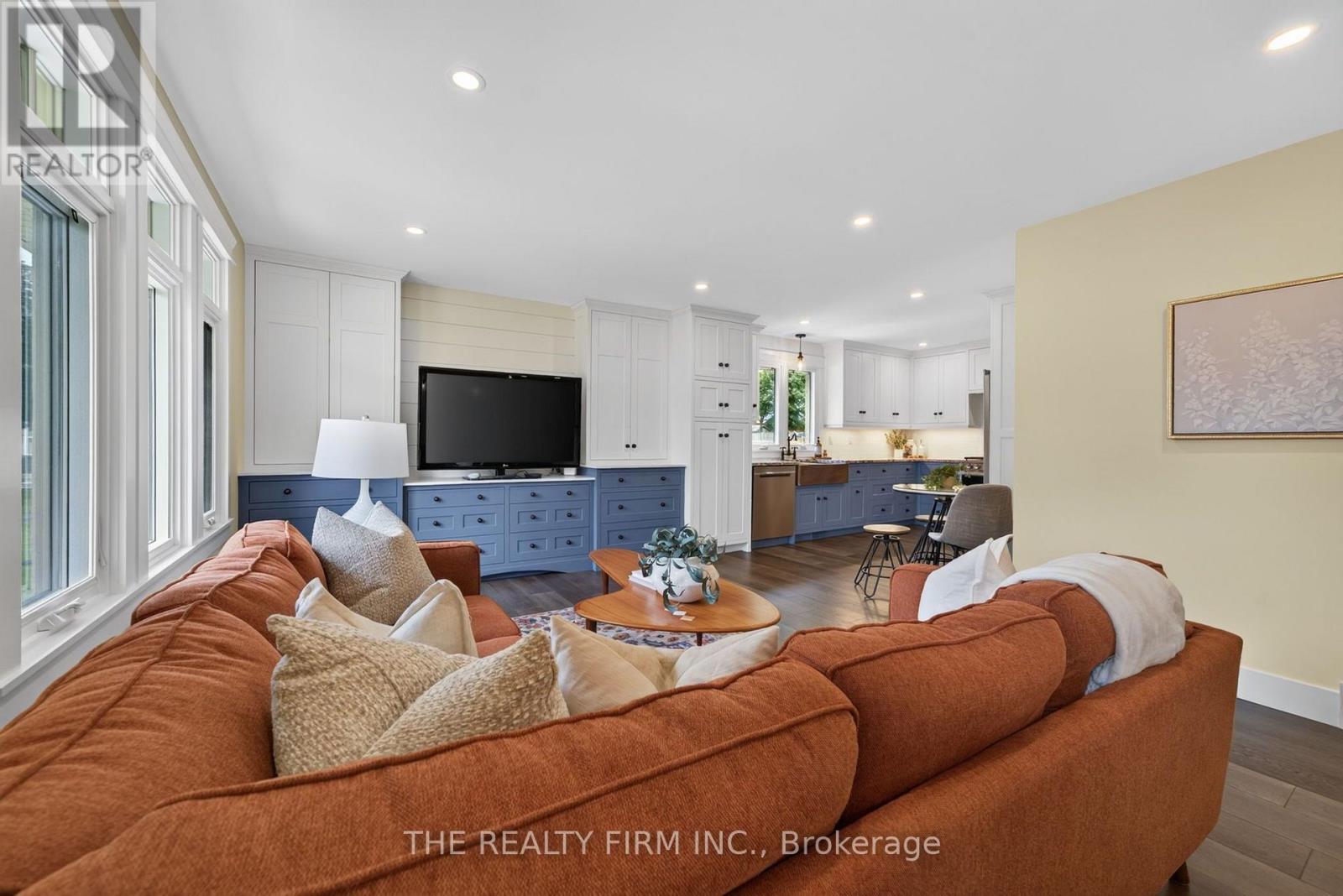 50 SPARTA STREET - Image 4