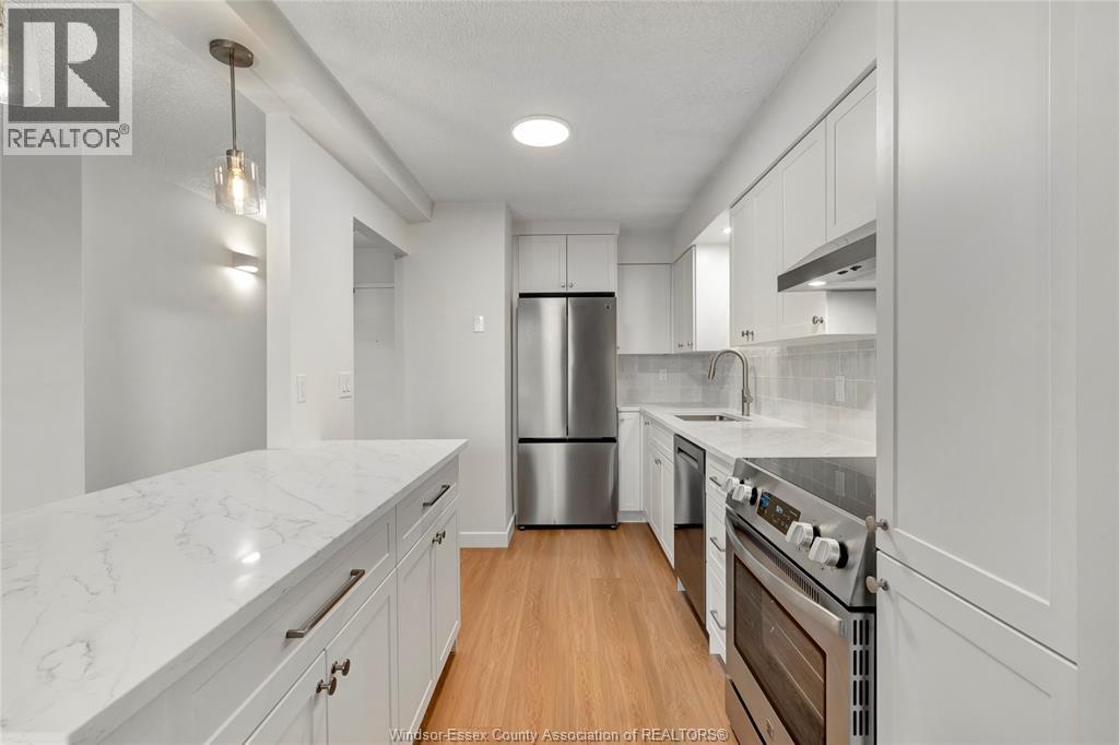 #906W 9099 RIVERSIDE DRIVE East - 12