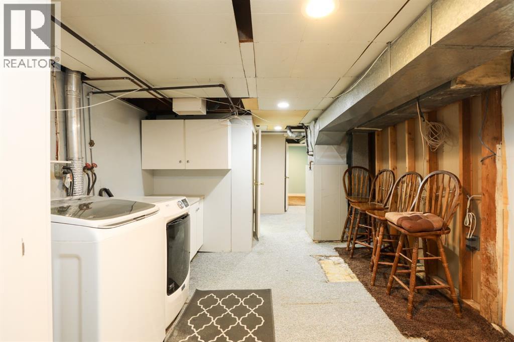 145 S 1 Street W - 26