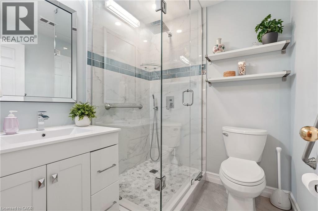 2085 AMHERST HEIGHTS Drive Unit# 209, Burlington — photo 8