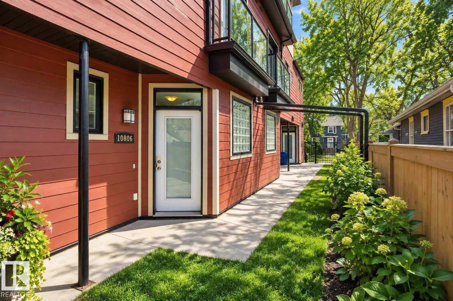10806 83 AV NW, Edmonton — photo 3