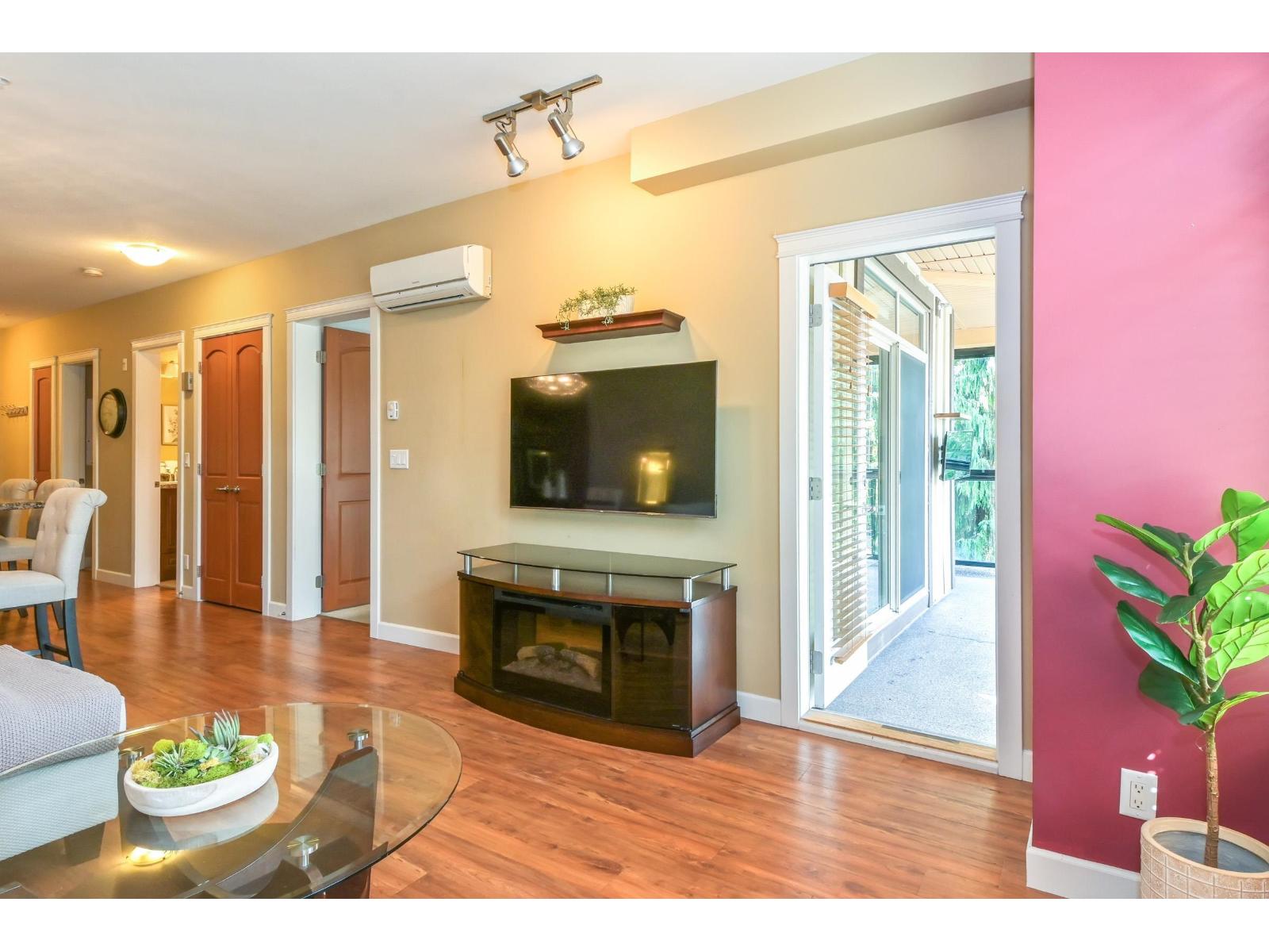 284 8288 207A STREET, Langley — photo 9