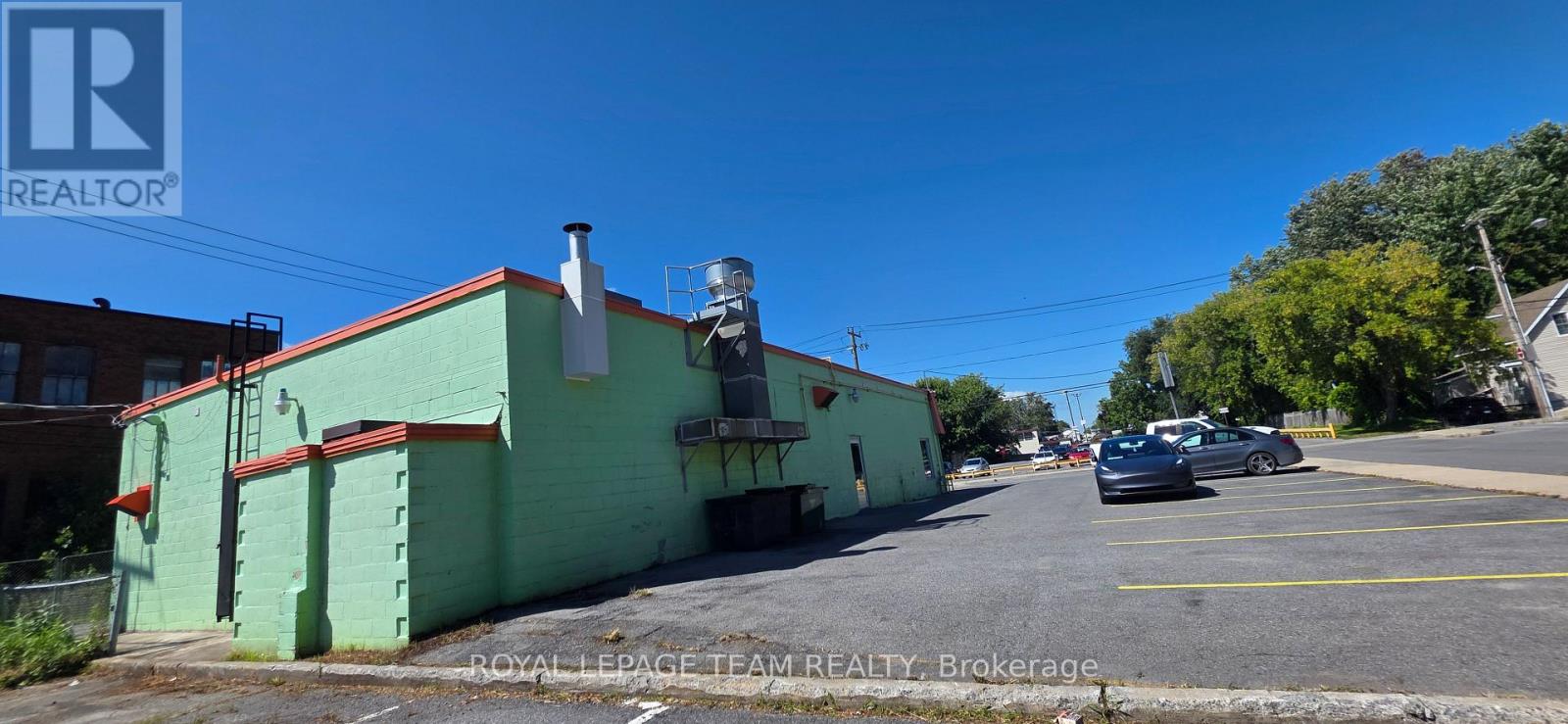 18 Third Street East — photo 47