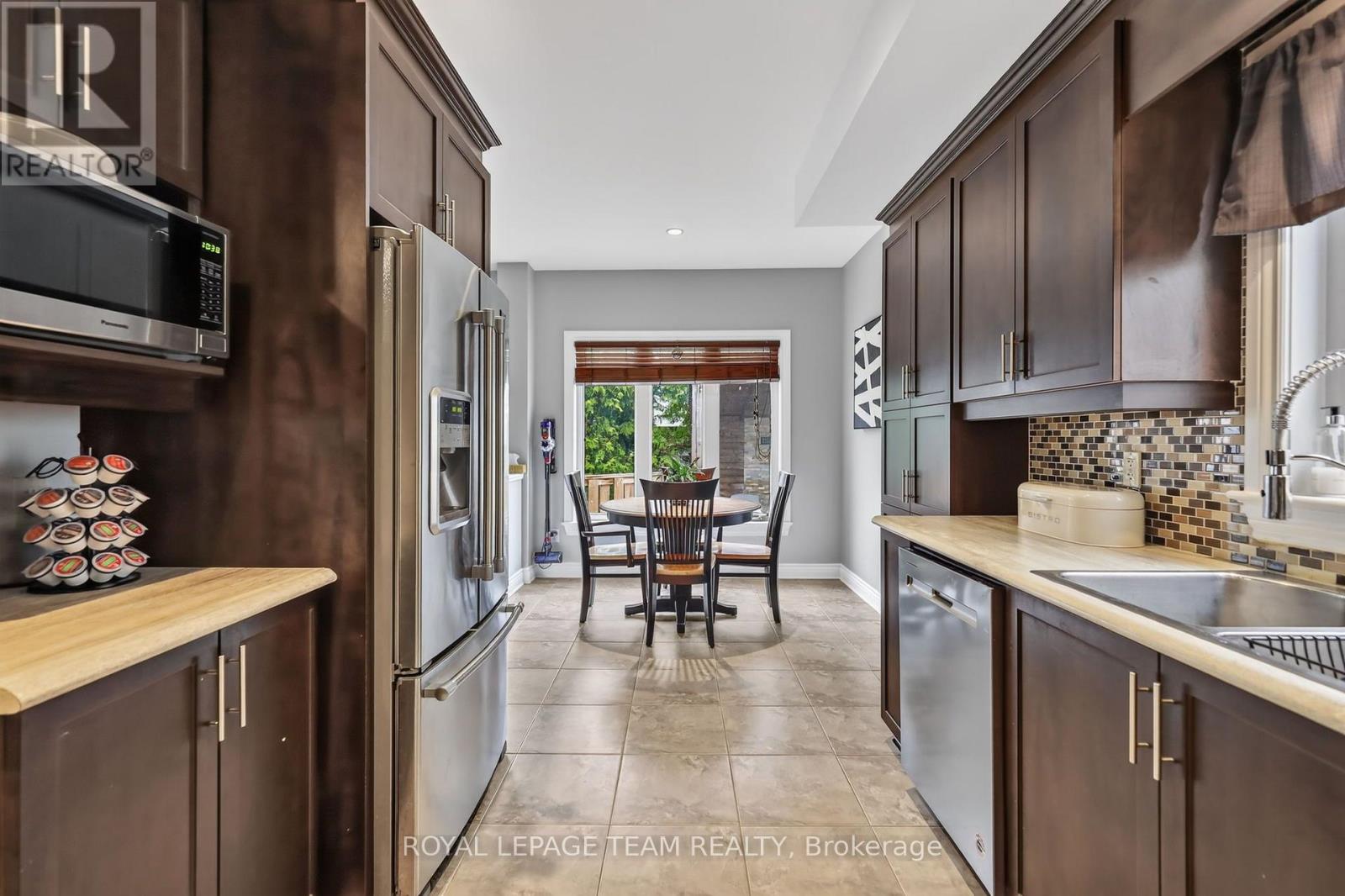 1034 DOCTEUR CORBEIL BOULEVARD - 11