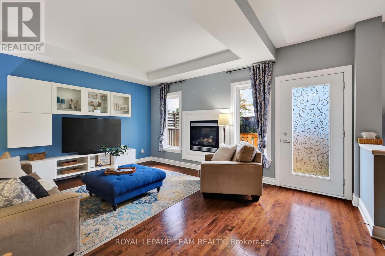 1034 DOCTEUR CORBEIL BOULEVARD - 18