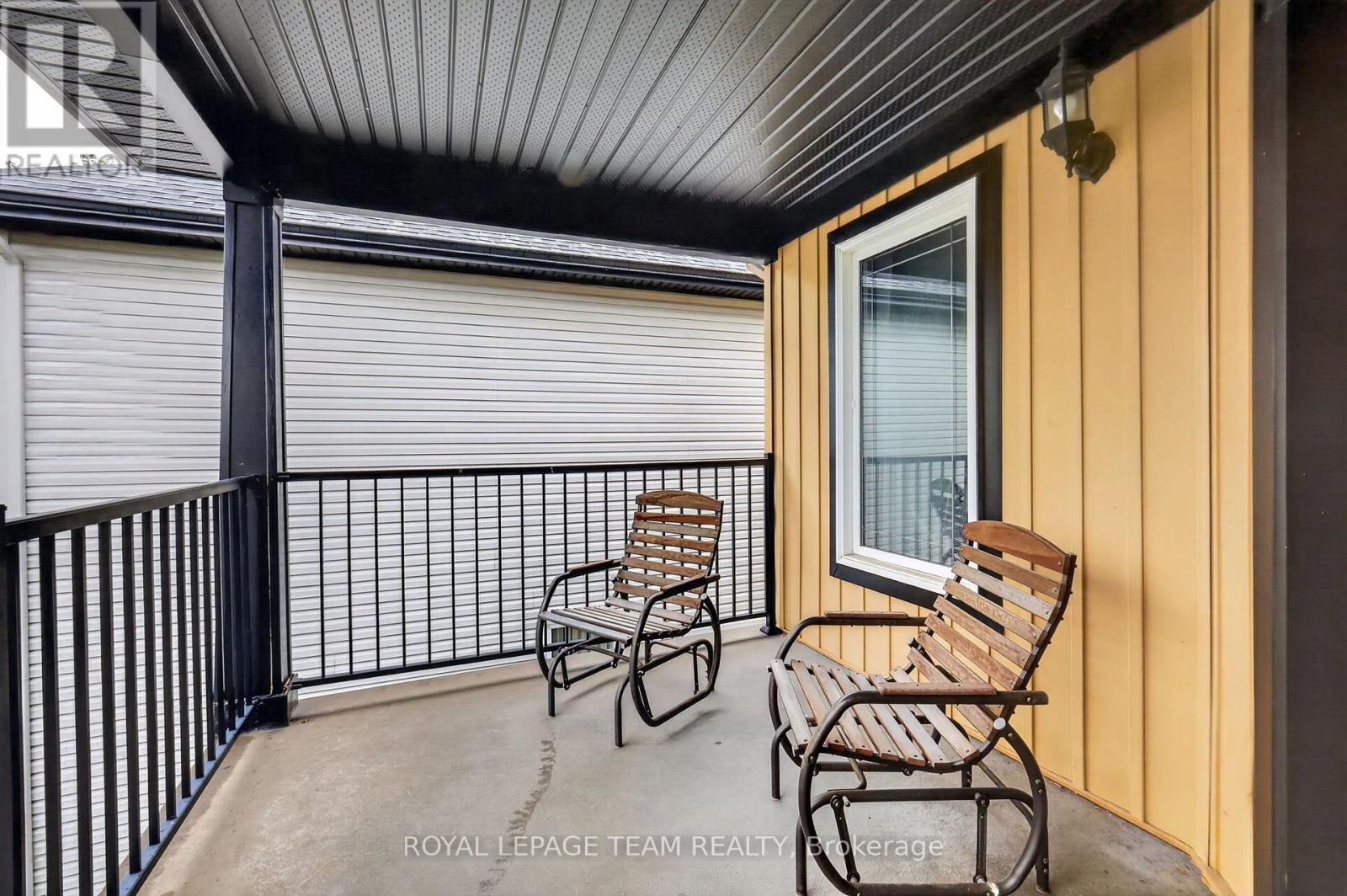 1034 DOCTEUR CORBEIL BOULEVARD - 38