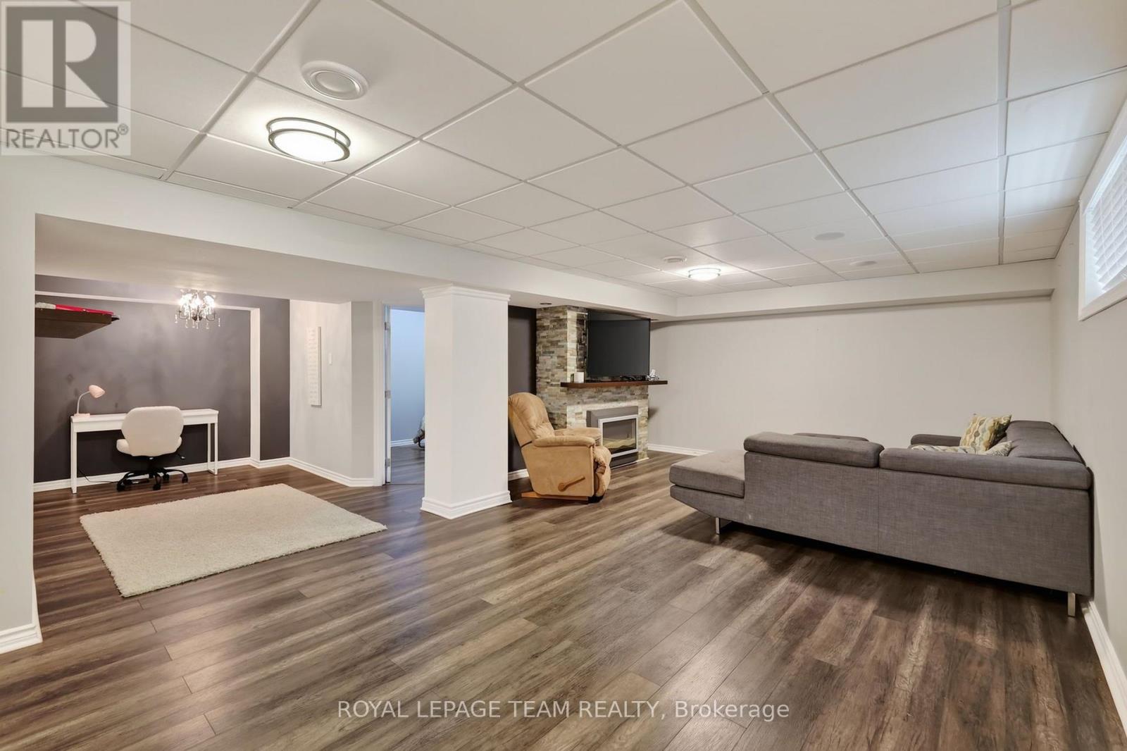1034 DOCTEUR CORBEIL BOULEVARD - 39
