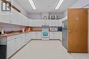 906, 1101 84 Street NE - 50