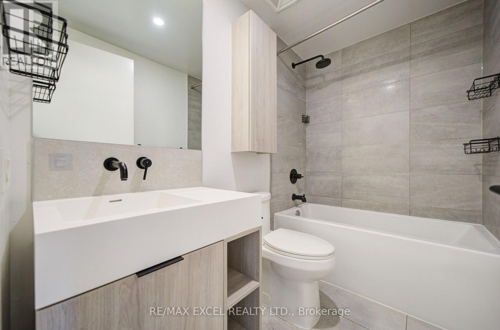 #1818 108 PETER STREET - 16