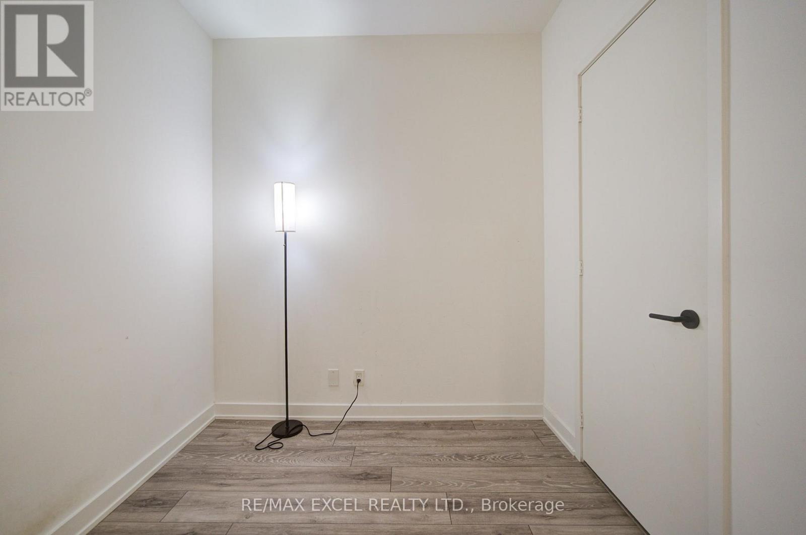 #1818 108 PETER STREET - 19
