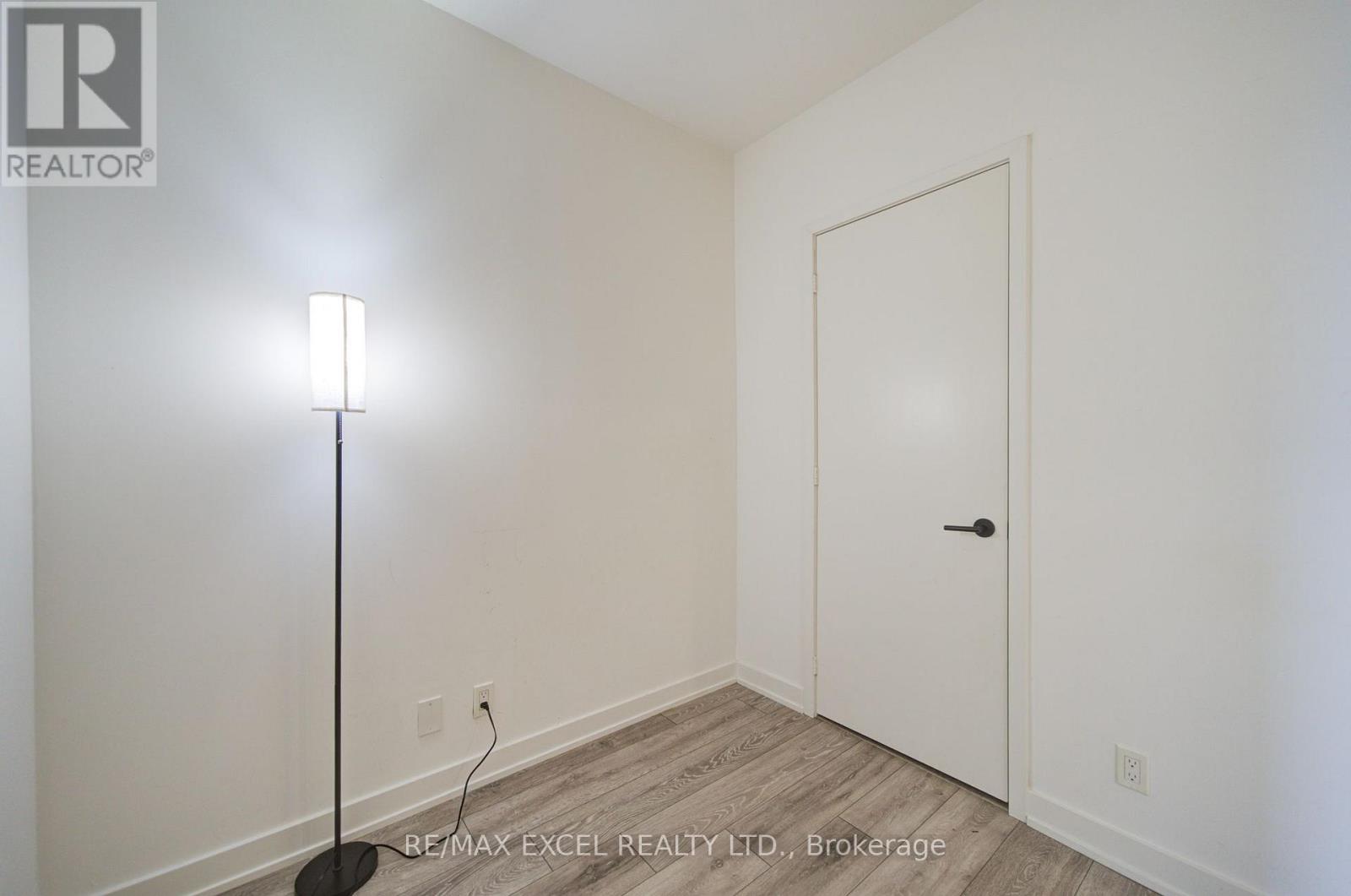 #1818 108 PETER STREET - 20