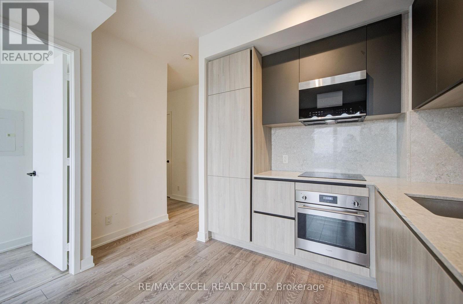 #1818 108 PETER STREET - Image 26