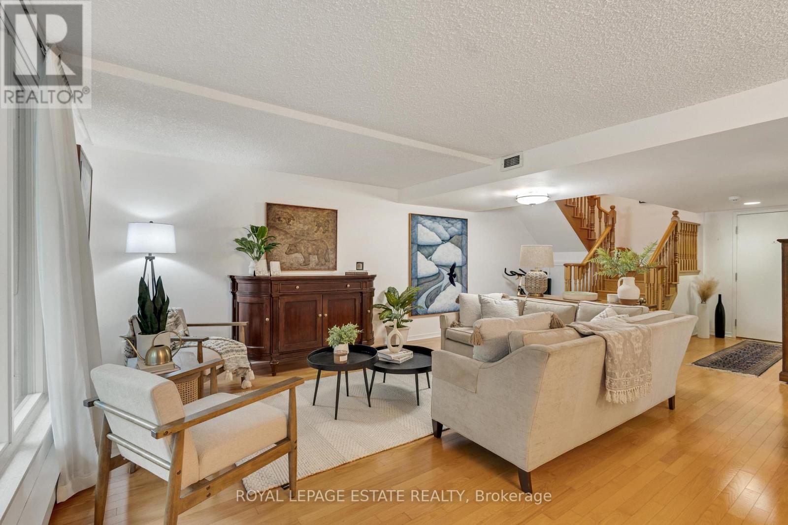 #210 360 BLOOR STREET E - 10