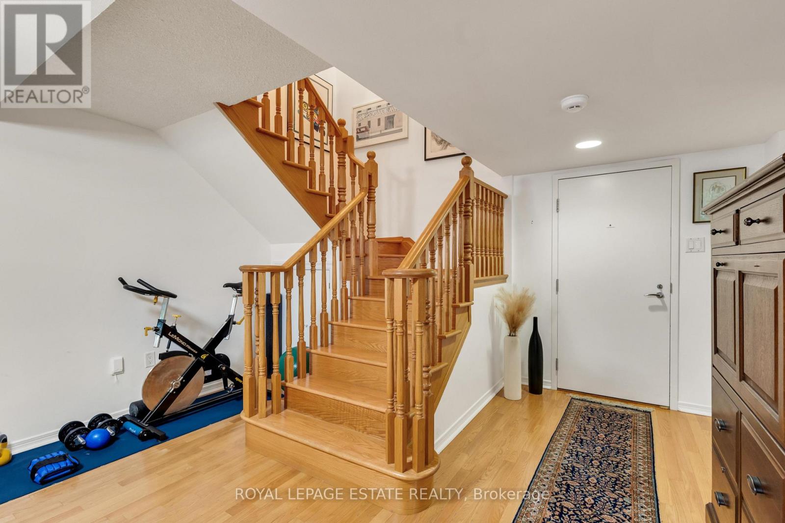 #210 360 BLOOR STREET E - 15