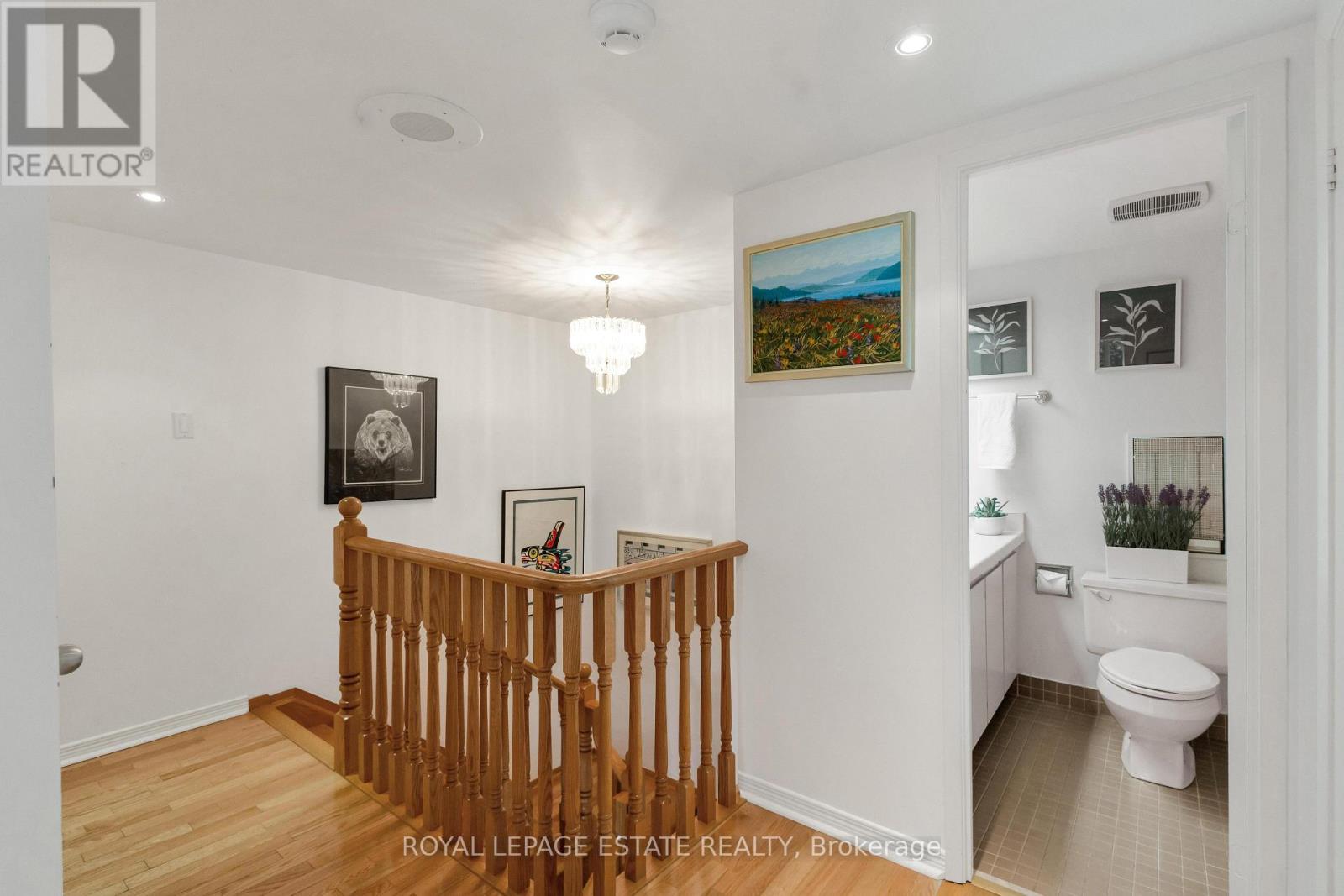 #210 360 BLOOR STREET E - 16
