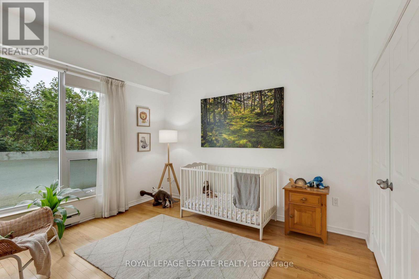 #210 360 BLOOR STREET E - 18