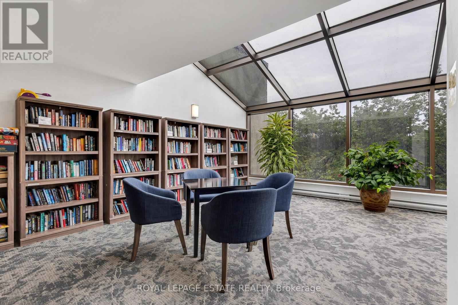 #210 360 BLOOR STREET E - 36