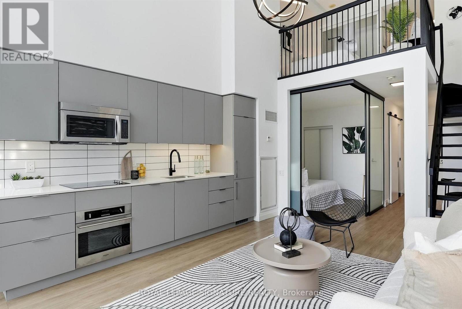 #532 5 HANNA AVENUE - 10