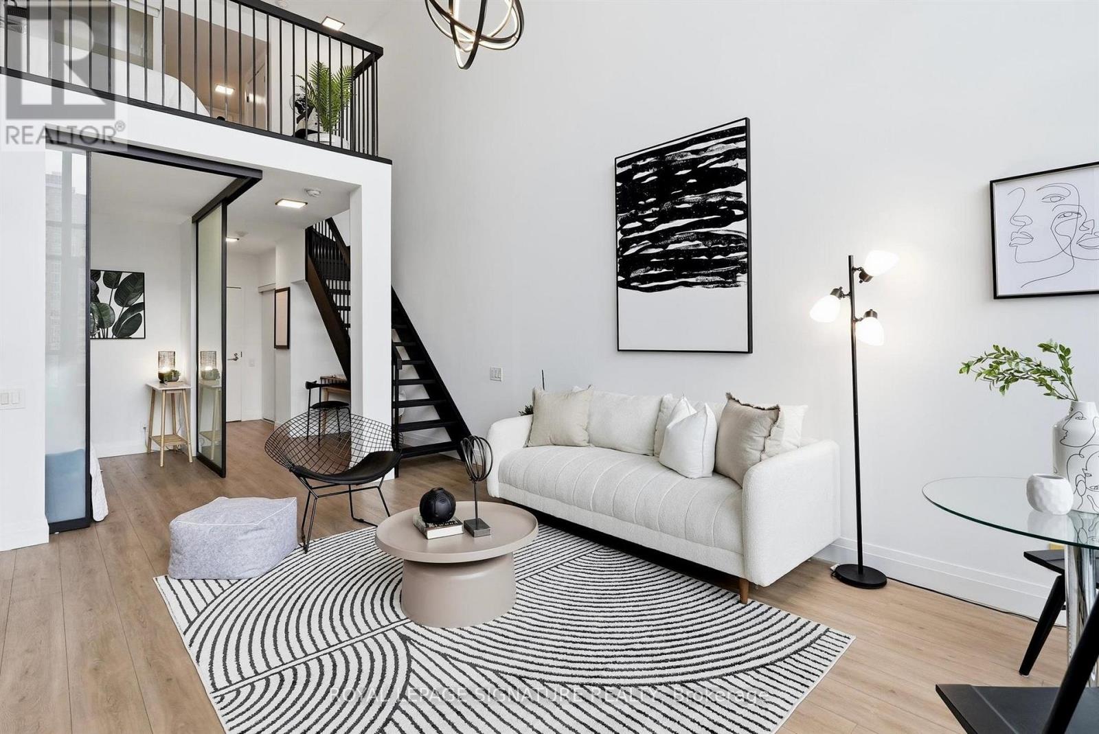 #532 5 HANNA AVENUE - 11