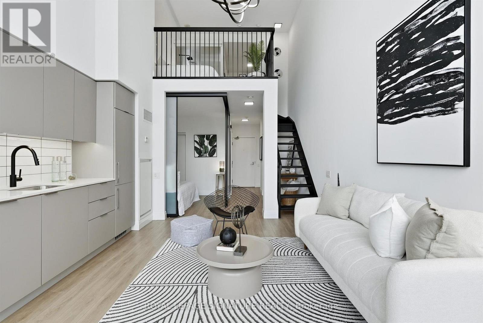 #532 5 HANNA AVENUE - 12