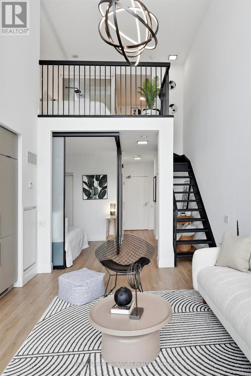 #532 5 HANNA AVENUE - 13