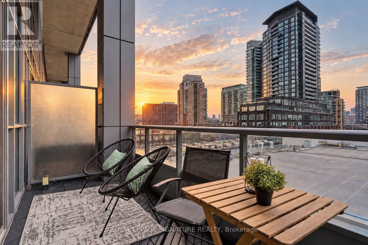 #532 5 HANNA AVENUE - Image 32