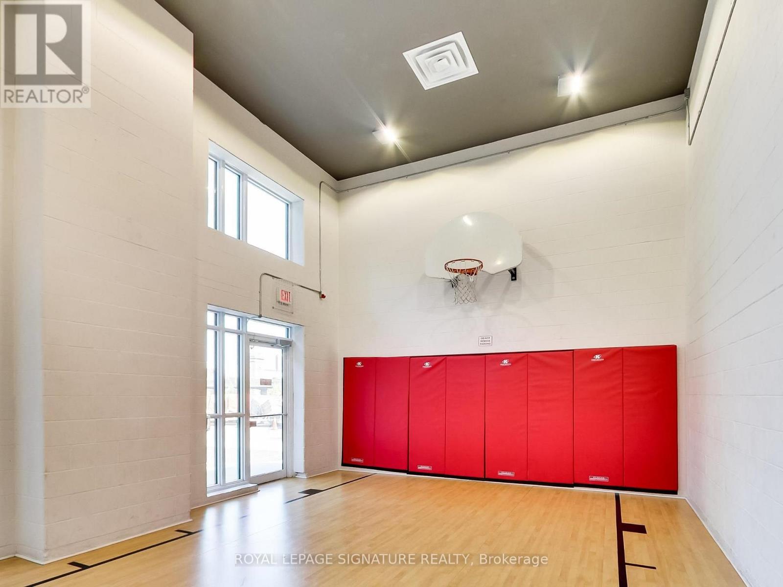 #532 5 HANNA AVENUE - 38