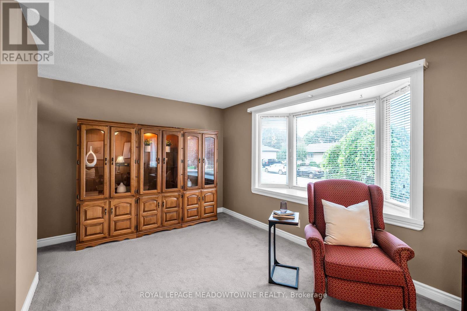48 GARSIDE AVENUE - 20