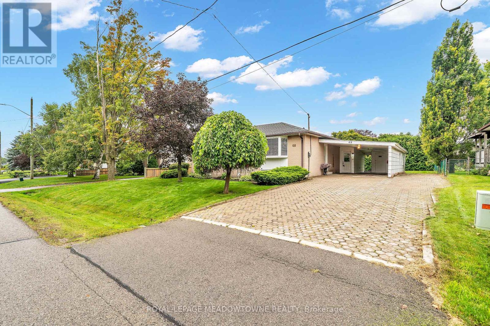 48 GARSIDE AVENUE - 3