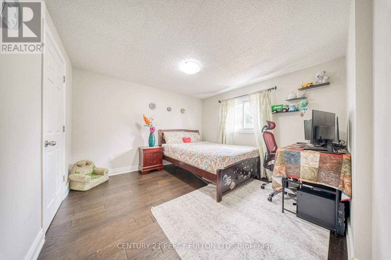 46 HEARNE CRESCENT - 20
